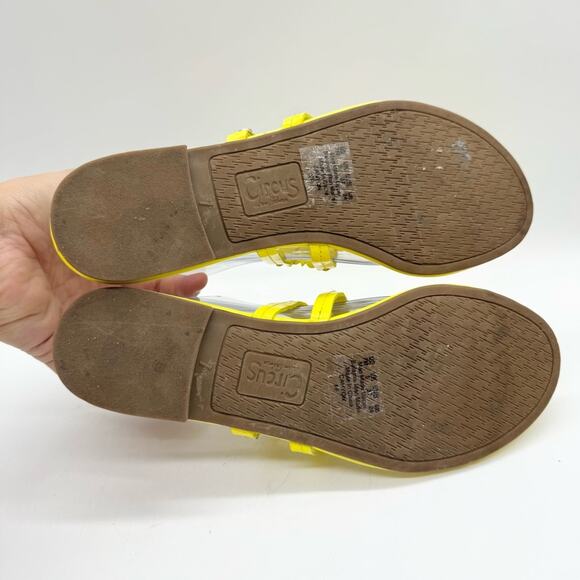 Circus NY by Sam Edelman Canyon Patent Flat Medallion Sandals Bright Yellow Sz 7 - Picture 12 of 15